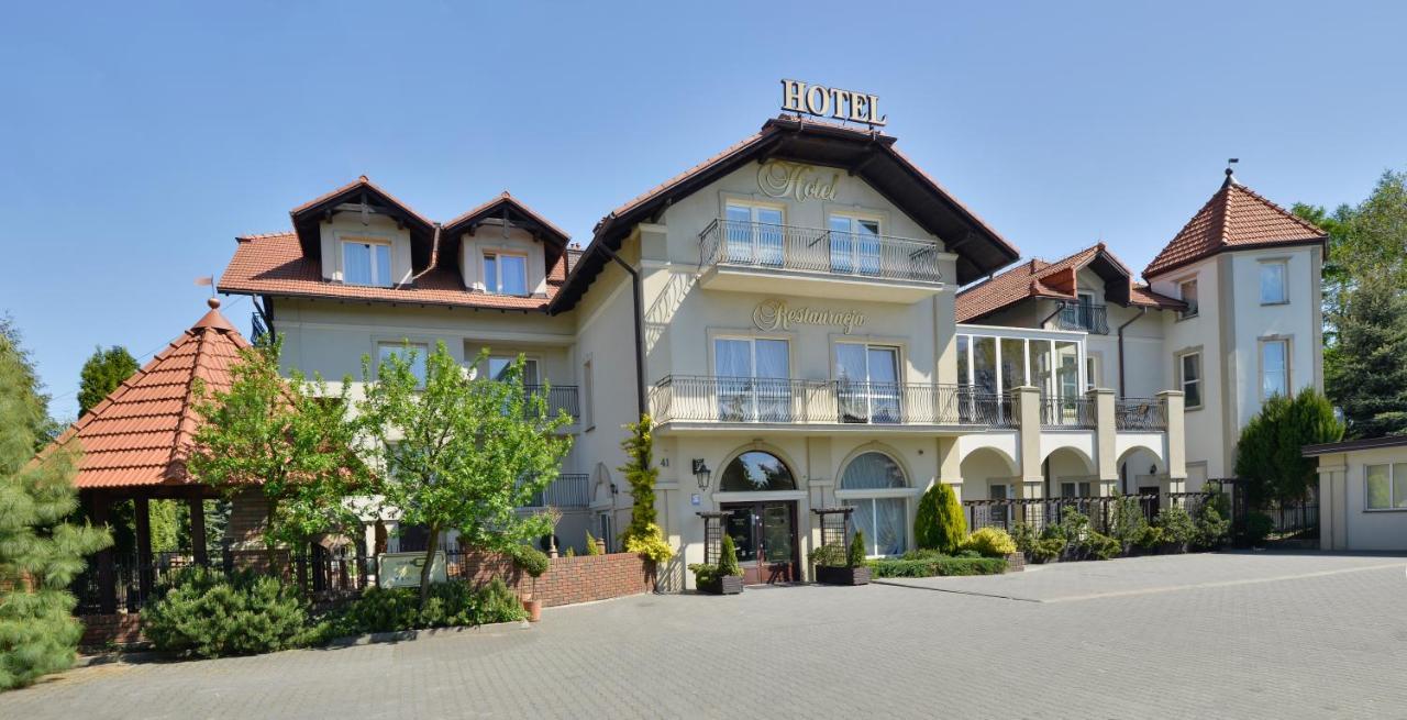 Hotel Mateo Stopnica Exteriör bild